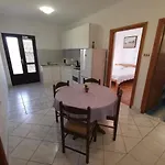 In 40977 Apartman *