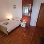 Apartman In 40977 Crikvenica
